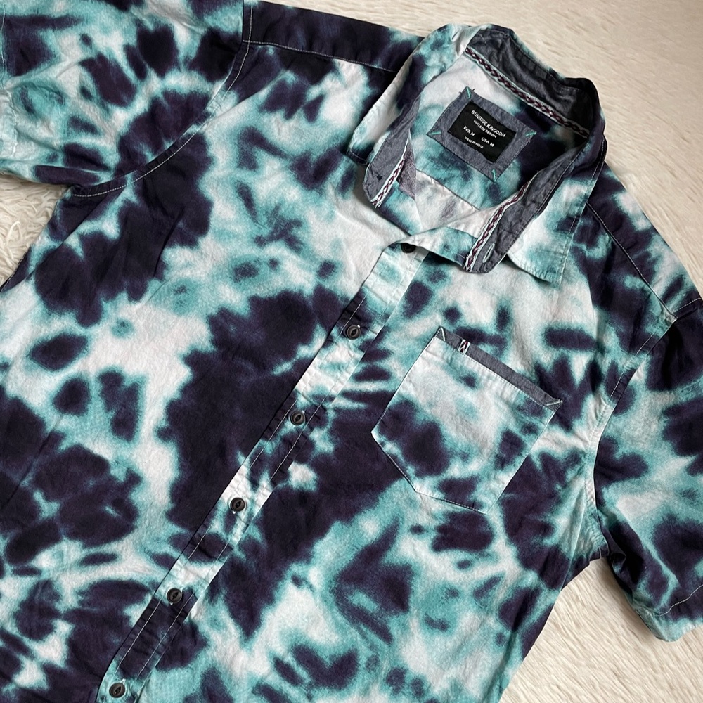 Mens sunrise kingdom blue tie dye button down shirt - Picture 16 of 17
